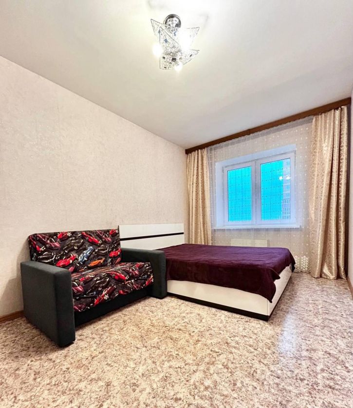 3-комн квартира Новоселья улица, д. 6