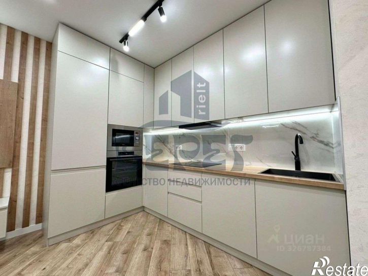 3-комн квартира улица Аделя Кутуя, 110,  д. 110