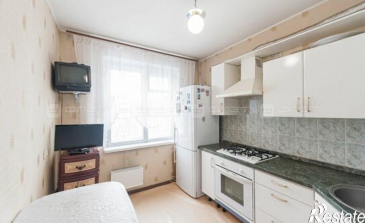 3-комн квартира улица Адоратского, 47,  д. 47