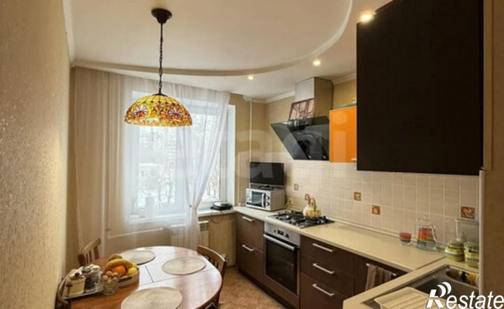 3-комн квартира улица Академика Лаврентьева, 20,  д. 20