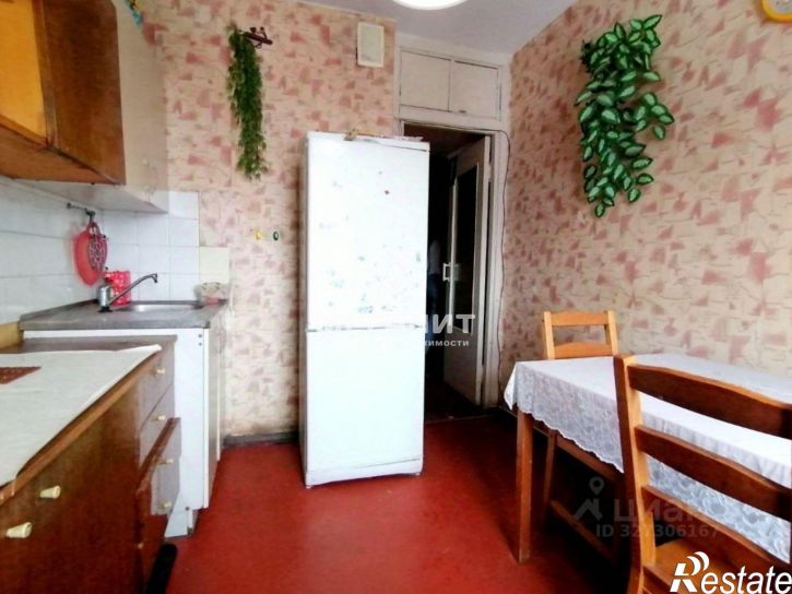 3-комн квартира ул Адоратского, 28,  д. 28