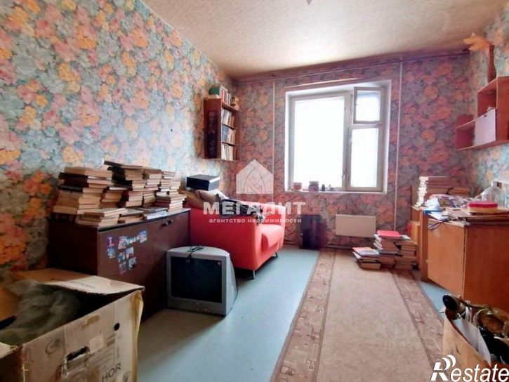 3-комн квартира ул Адоратского, 28,  д. 28