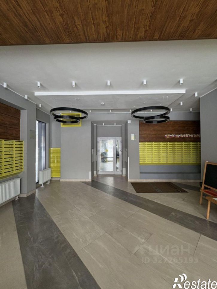 3-комн квартира ул Новаторов, 8Б,  д. 8Б