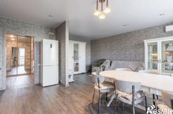 3-комн квартира ул Новаторов, 8Б,  д. 8Б