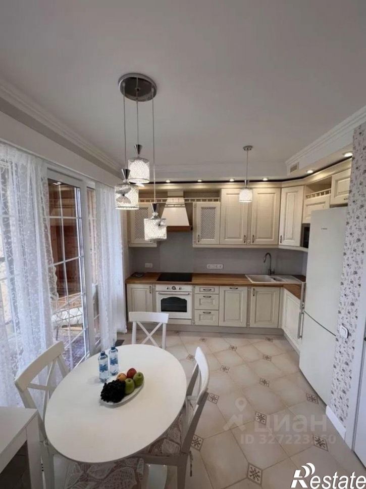 3-комн квартира проспект Победы, 139 к1,  д. 139 к1