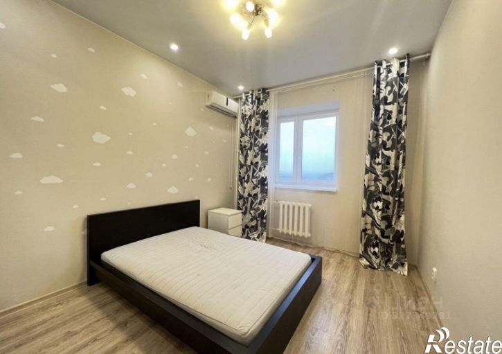 2-комн квартира ул Адоратского, 1а,  д. 1а