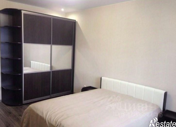 2-комн квартира ул Павлюхина, 37,  д. 37