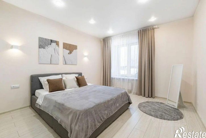 3-комн квартира улица Разведчика Ахмерова, 7,  д. 7