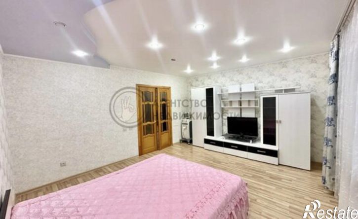 2-комн квартира улица Фатыха Амирхана, 103,  д. 103