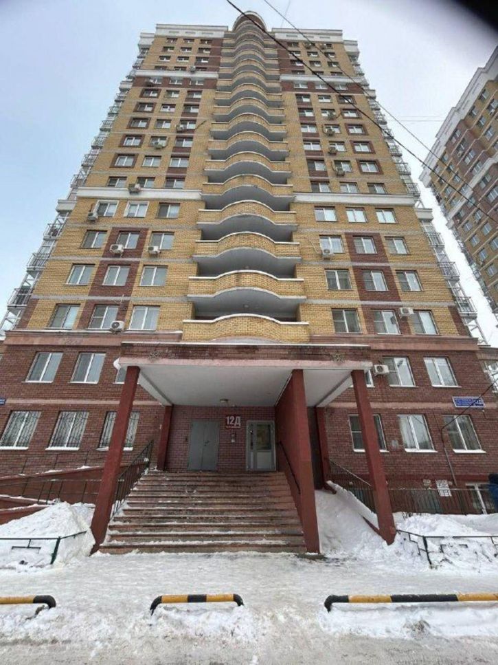 2-комн квартира пр-кт. Фатыха Амирхана д.12д