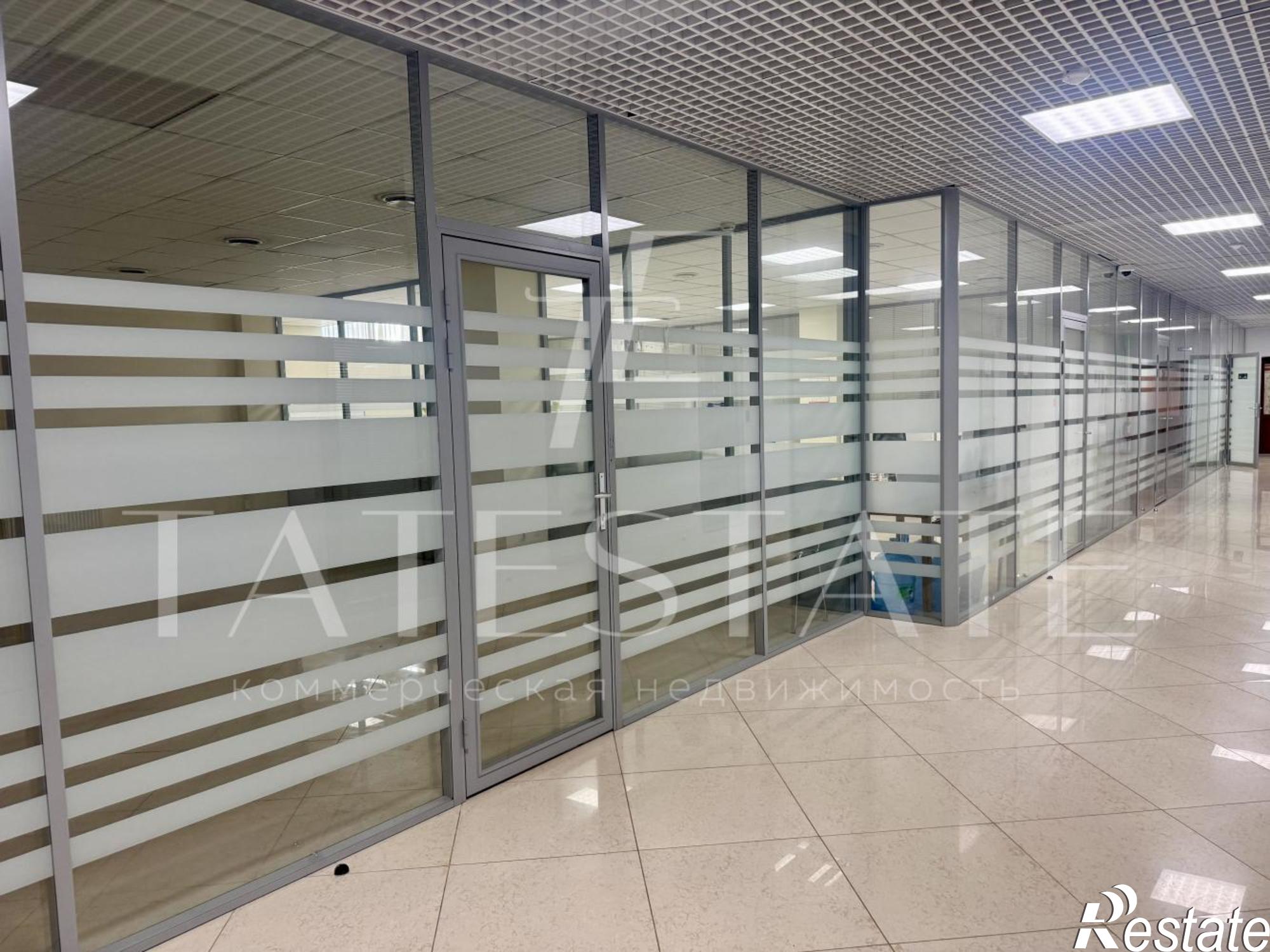 Сдать офис, помещение под офис за 217 800 рублей на улица Гвардейская, 54е