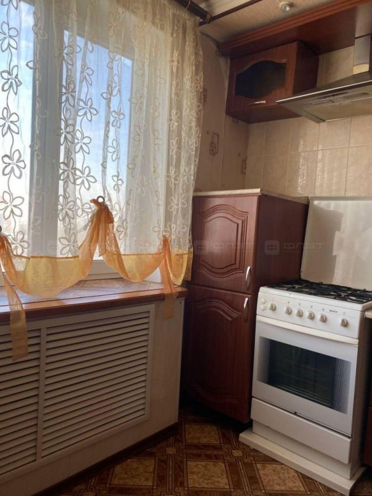 2-комн квартира ул. Академика Лаврентьева д.4