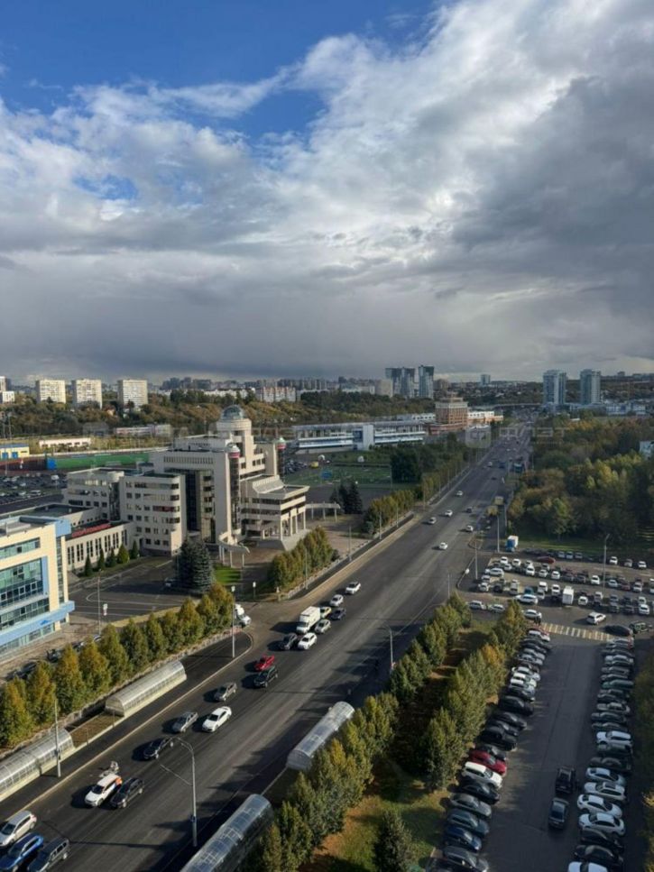 2-комн квартира ул. Оренбургский тракт, дом 8/1