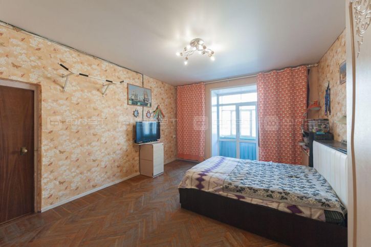 4-комн квартира ул. Гагарина, дом 83