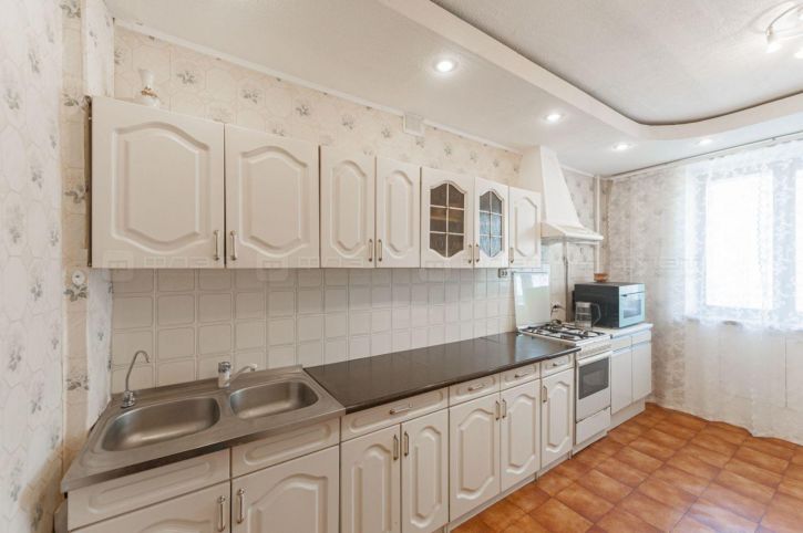 3-комн квартира ул. Ботаническая, дом 10А