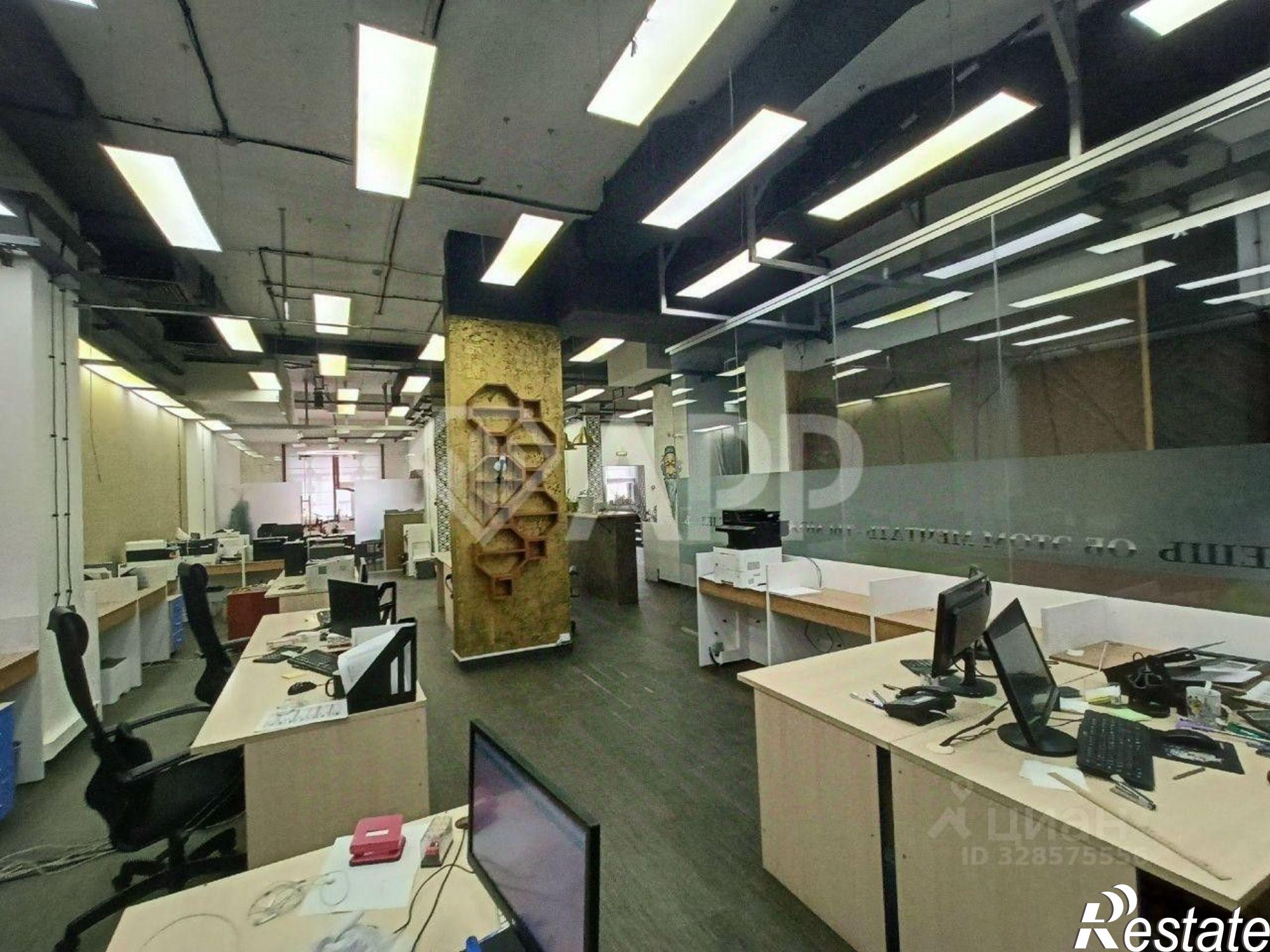 Купить офис, помещение под офис за 49 950 300 рублей на улица Рихарда Зорге, 66В