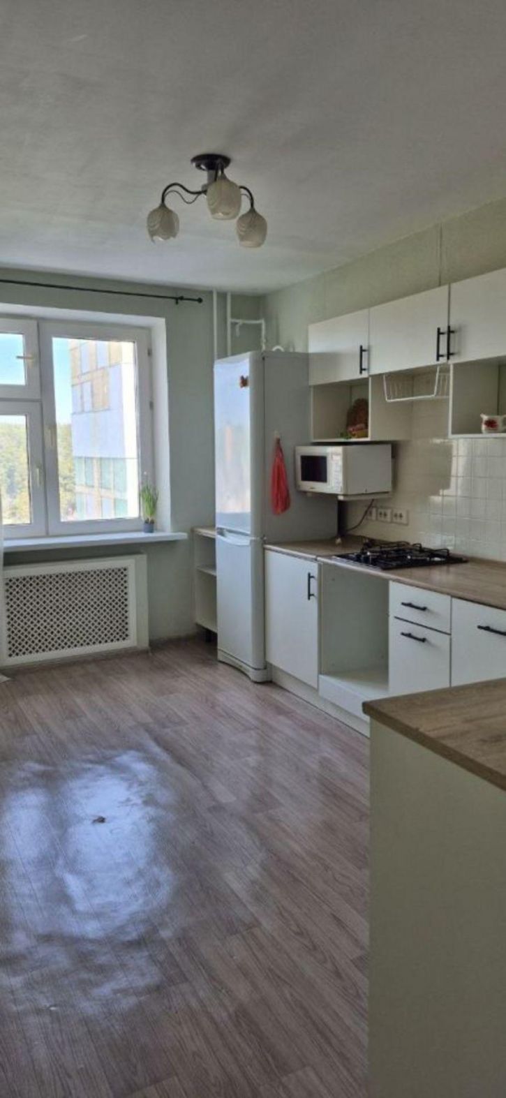 2-комн квартира Бирюзовая ул, 9