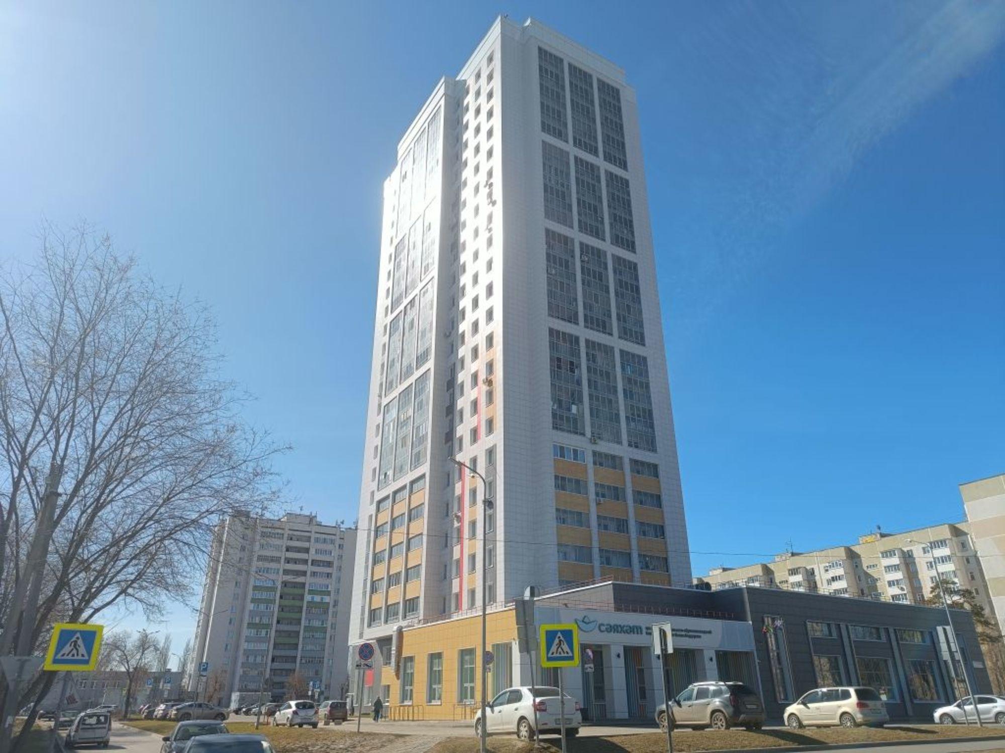 Купить квартиру за 9 633 000 рублей на Бирюзовая ул, 1