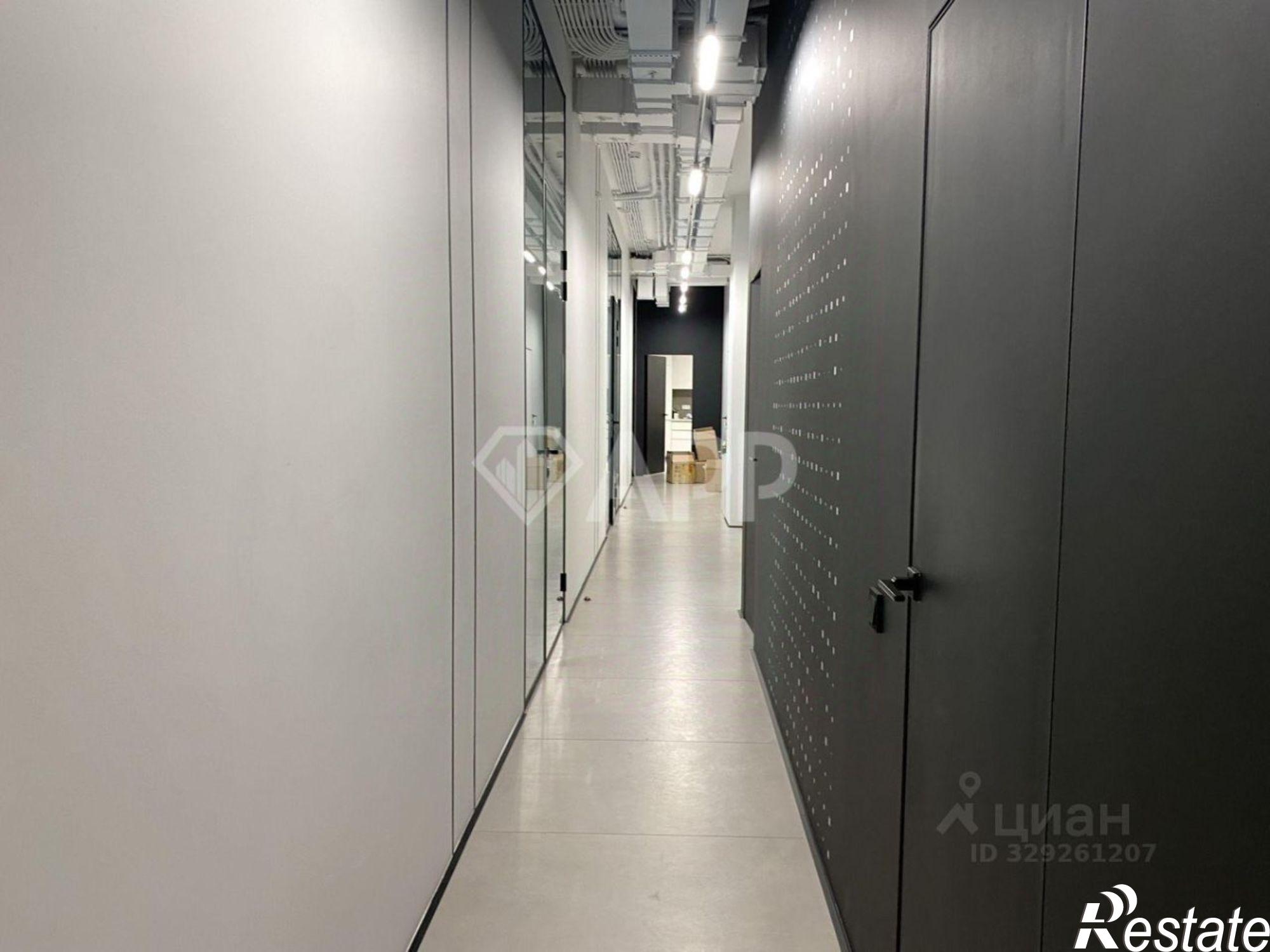 Купить офис, помещение под офис за 78 000 100 рублей на ул Гривская, 57