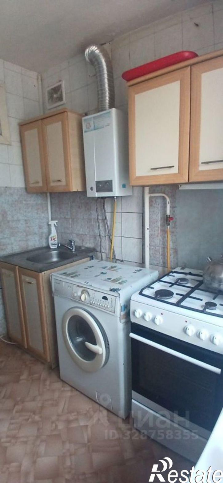 2-комн квартира улица Павлюхина, 122,  д. 122