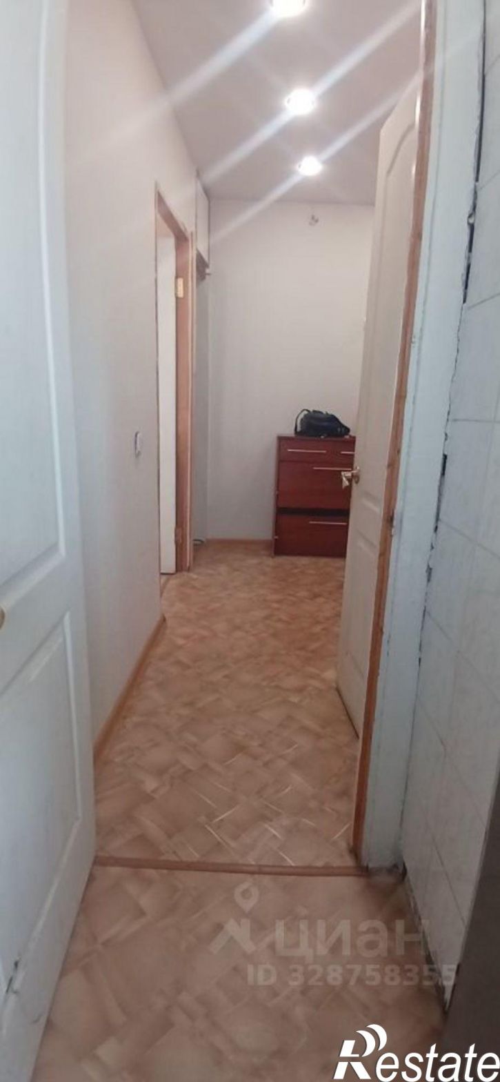 2-комн квартира улица Павлюхина, 122,  д. 122