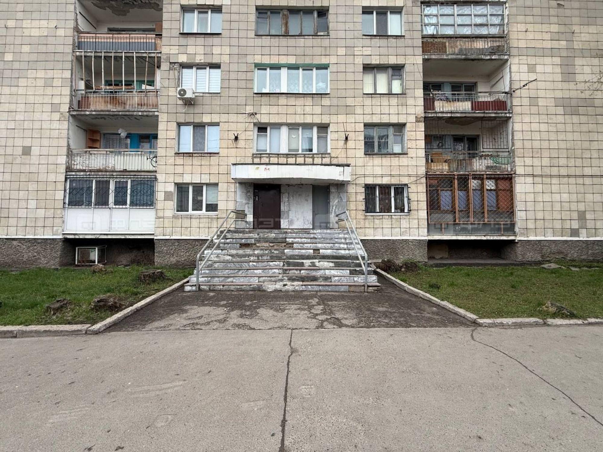 Купить студию за 4 200 000 рублей на ул. Нариманова, дом 45