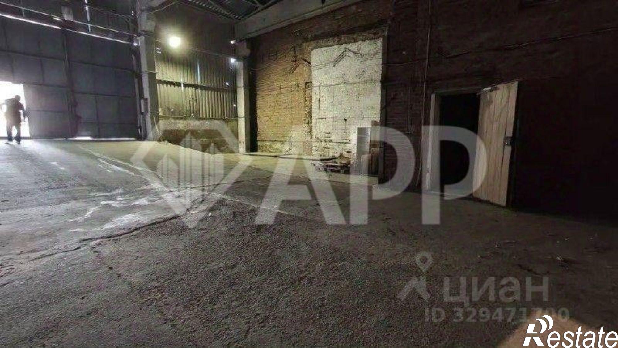 Купить складское помещение за 68 000 900 рублей на улица Рахимова, 8 к7