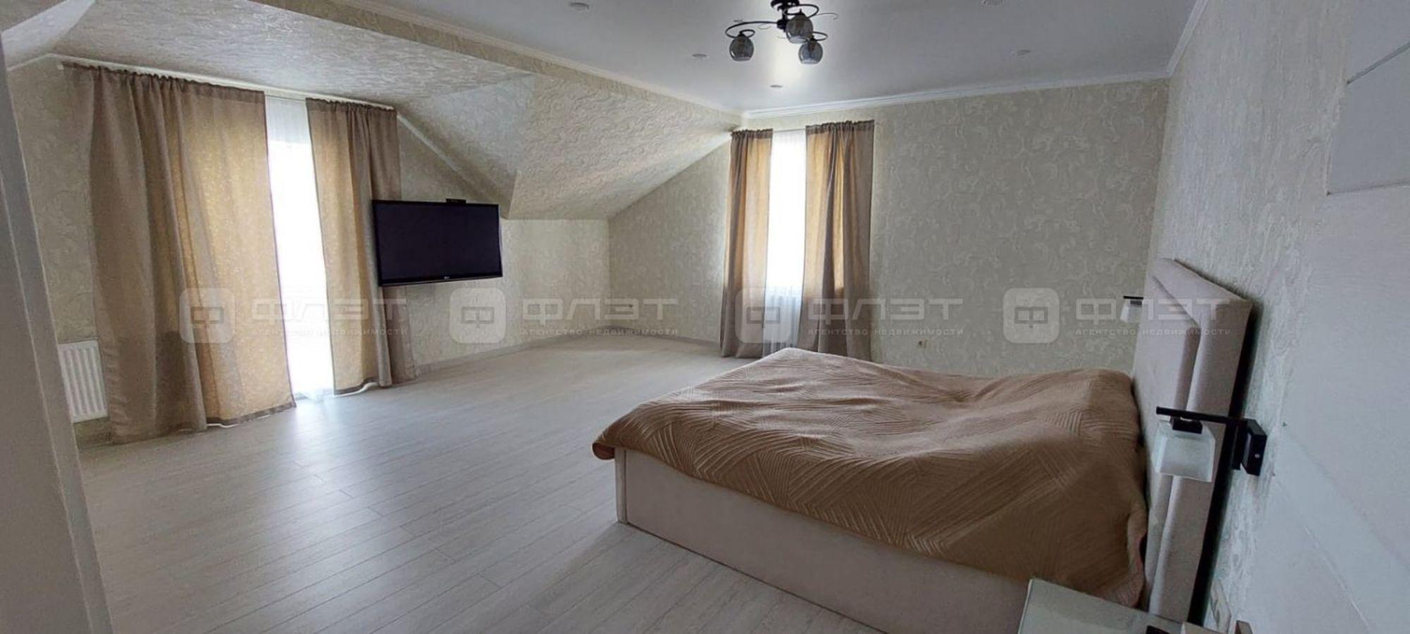 Купить дачу, дом, коттедж за 15 350 000 рублей на пер. Хозур