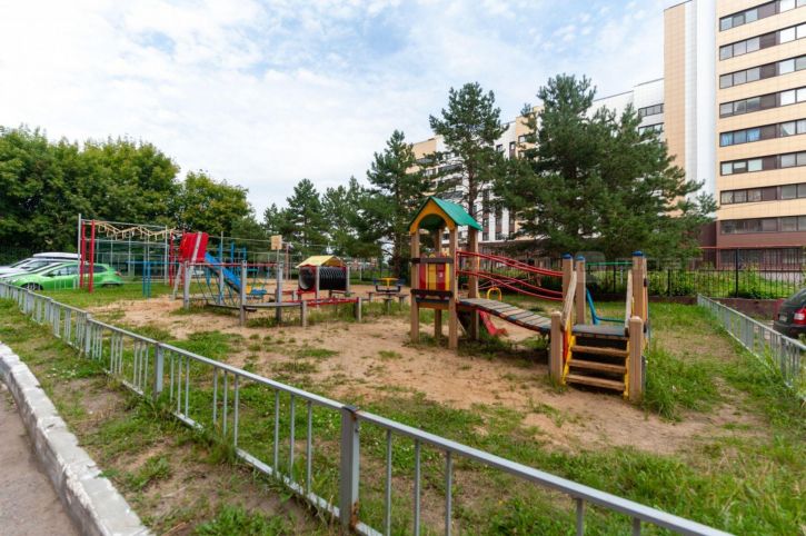 2-комн квартира пр. Победы, дом 230