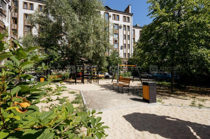 3-комн квартира ул. Мулланура Вахитова, дом 8