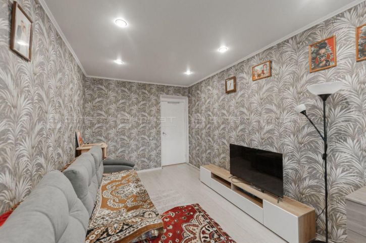 6-комн квартира пр-кт. Ямашева, дом 73