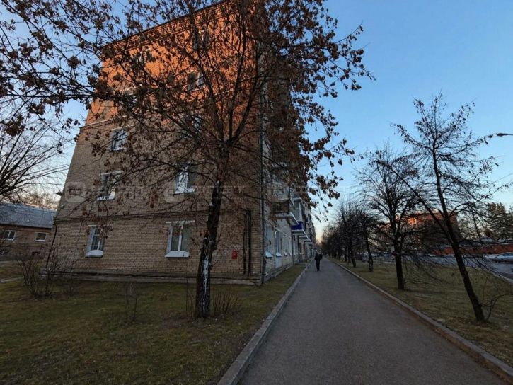2-комн квартира ул. Короленко, дом 103