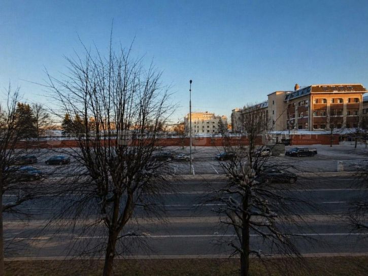 2-комн квартира ул. Короленко, дом 103