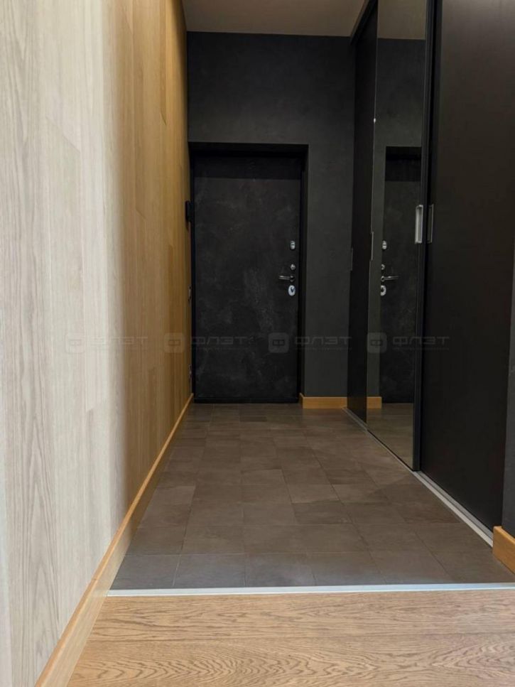 3-комн квартира ул. Тихомирнова, дом 19