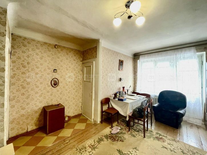 2-комн квартира ул. Короленко, дом 93