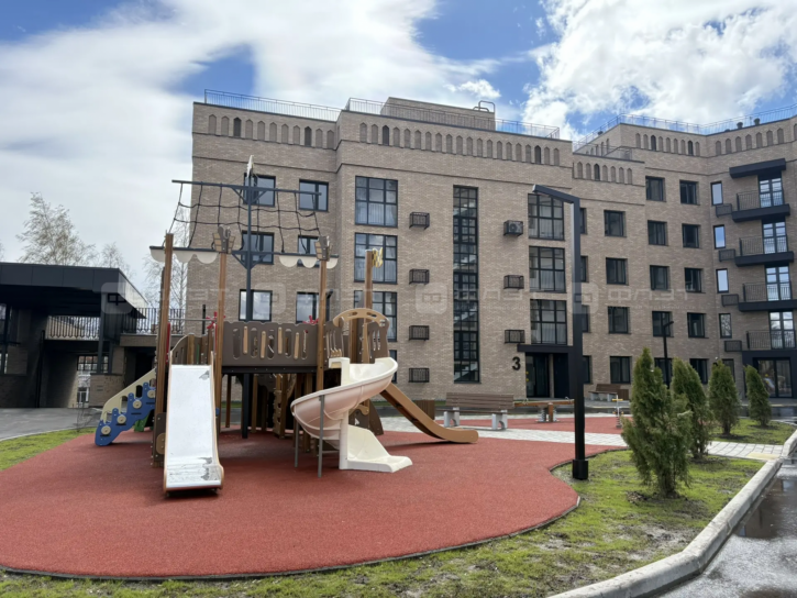 2-комн квартира ул. Урицкого, дом 1