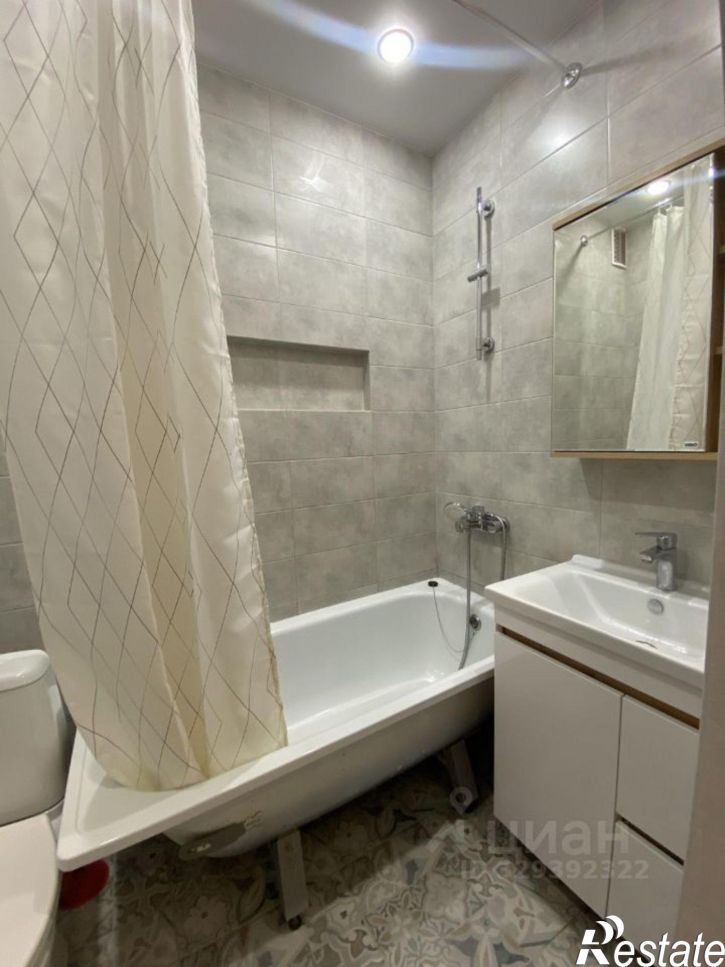1-комн квартира улица Академика Завойского, 15,  д. 15