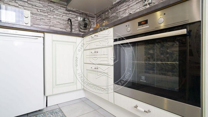 2-комн квартира Челюскина ул, 28