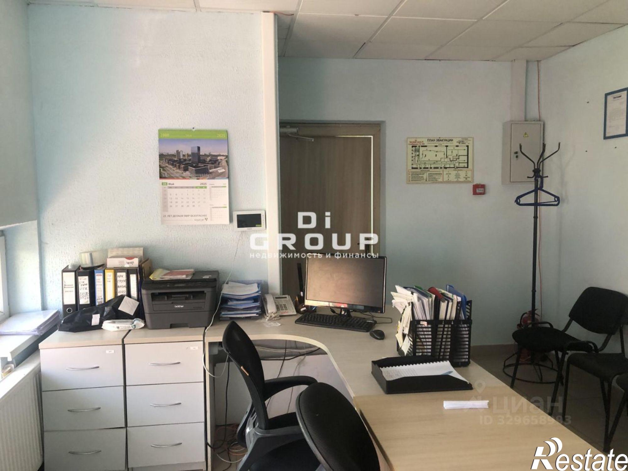 Купить офис, помещение под офис за 113 877 000 рублей на ул Чехова, 6г
