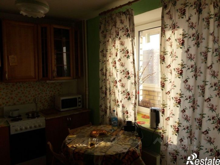 Комната ул Академика Глушко, 8,  д. 8