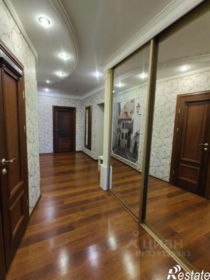 3-комн квартира улица Космонавтов, 55,  д. 55