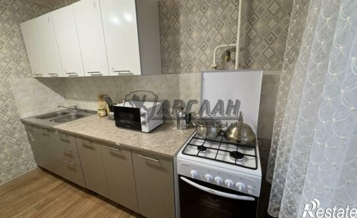 3-комн квартира ул Юлиуса Фучика, 107,  д. 107