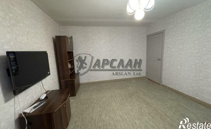 3-комн квартира ул Юлиуса Фучика, 107,  д. 107