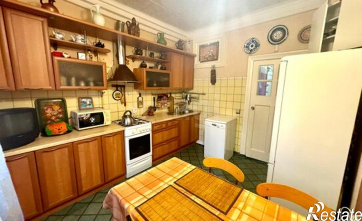 3-комн квартира улица Заря, 4,  д. 4
