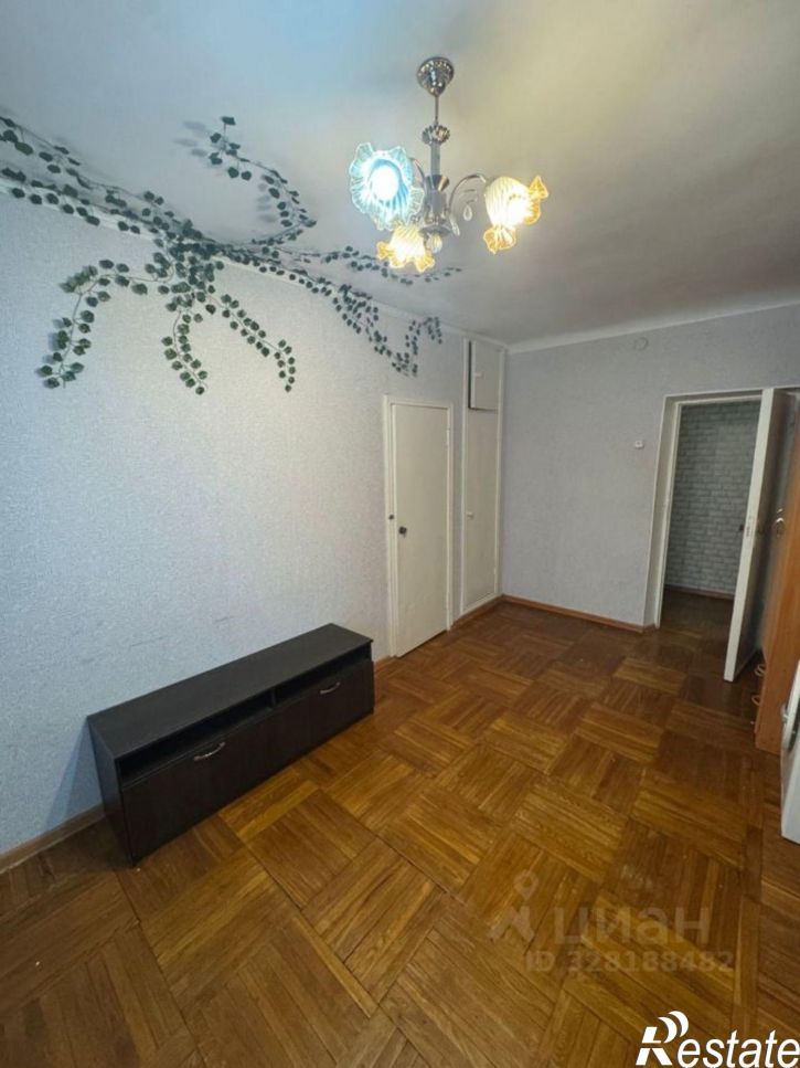 2-комн квартира улица Петра Алексеева, 7,  д. 7