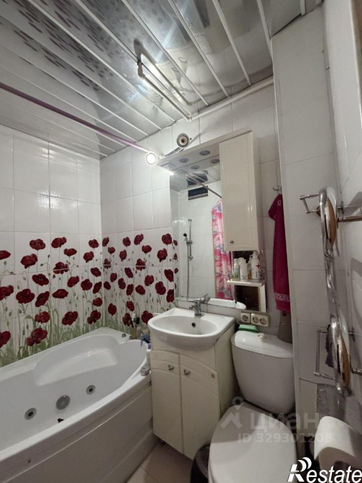 3-комн квартира улица Космонавтов, 34,  д. 34