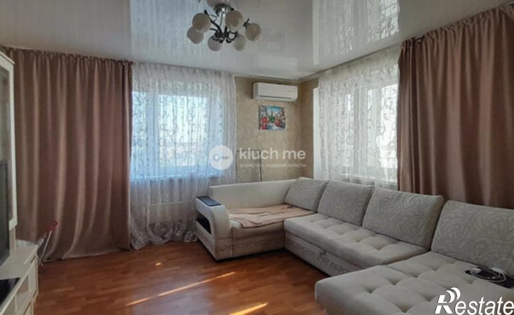 2-комн квартира улица Академика Глушко, 22Г,  д. 22Г