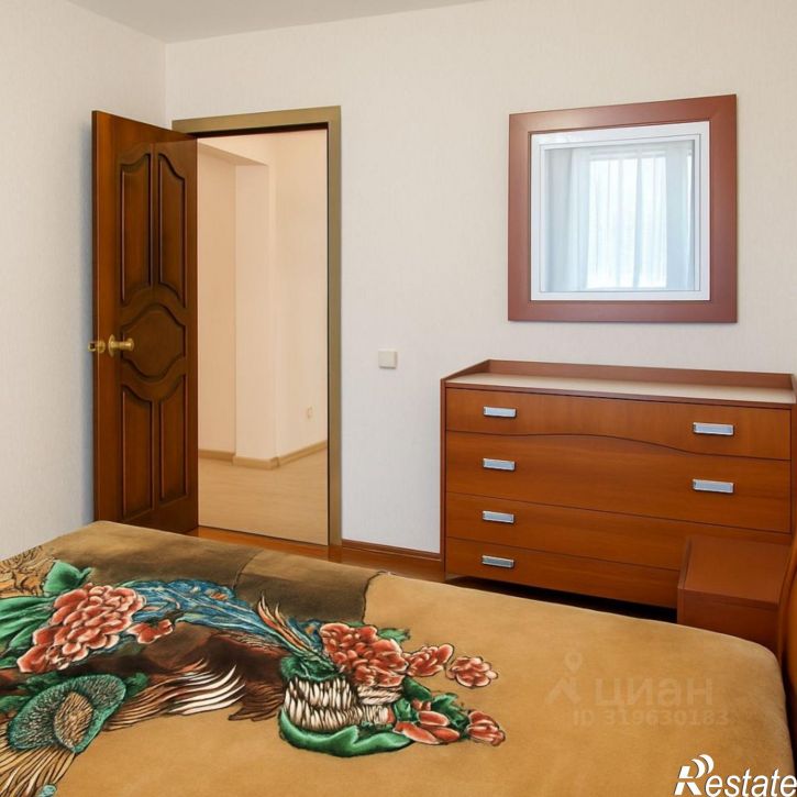2-комн квартира улица Академика Лаврентьева, 8,  д. 8