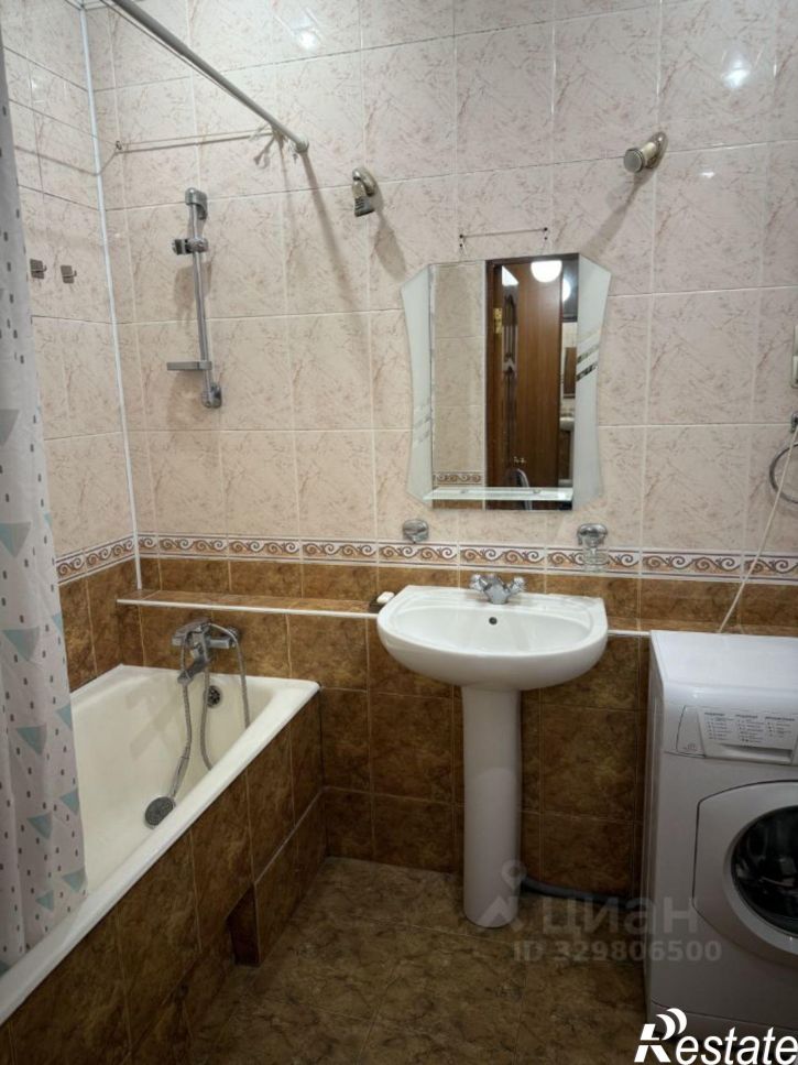1-комн квартира улица Галиаскара Камала, 51,  д. 51