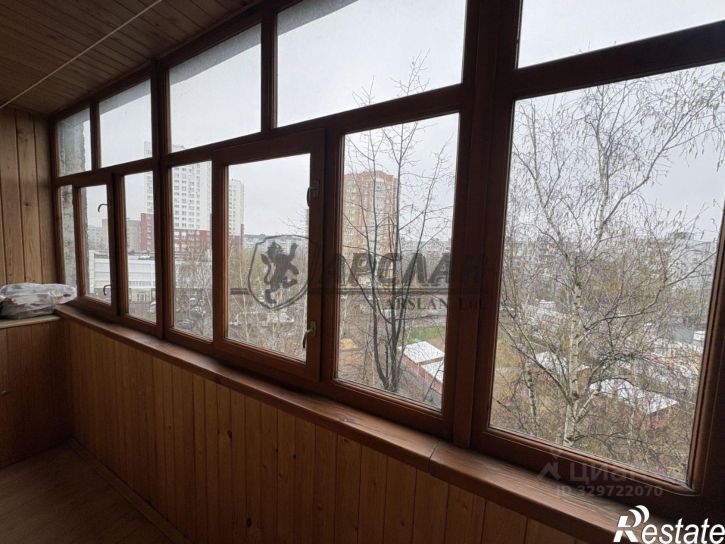 3-комн квартира улица Юлиуса Фучика, 107,  д. 107